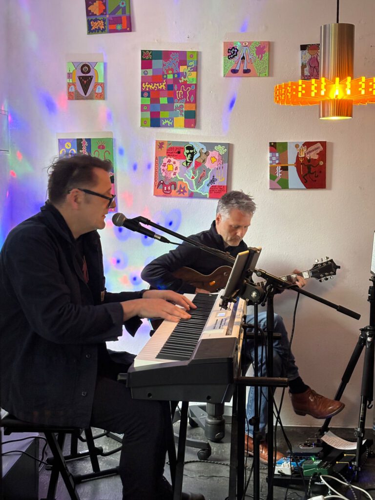 URS WEYERKE UND OLIVER ELTINGER PRÄSENTIEREN SONGS VON MATT JOHNSON / THE THE