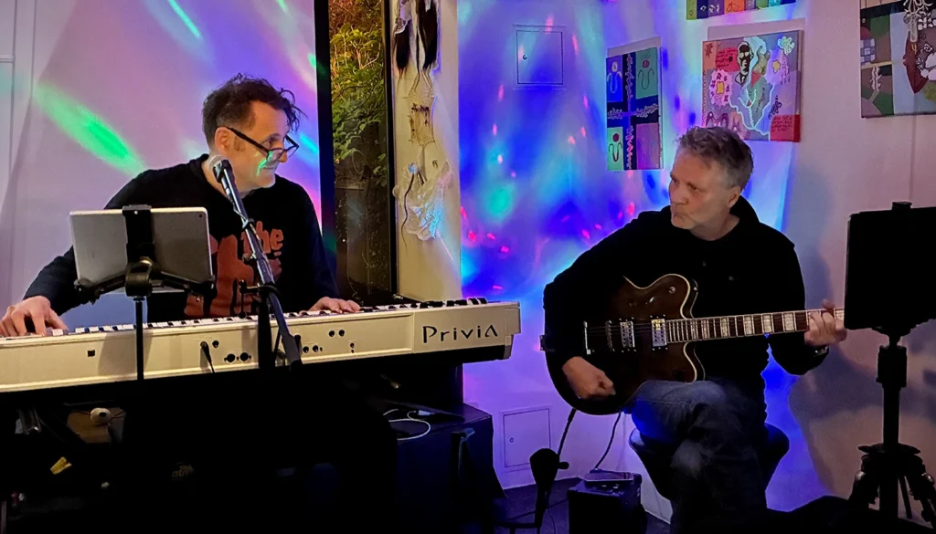URS WEYERKE UND OLIVER ELTINGER PRÄSENTIEREN SONGS VON MATT JOHNSON / THE THE